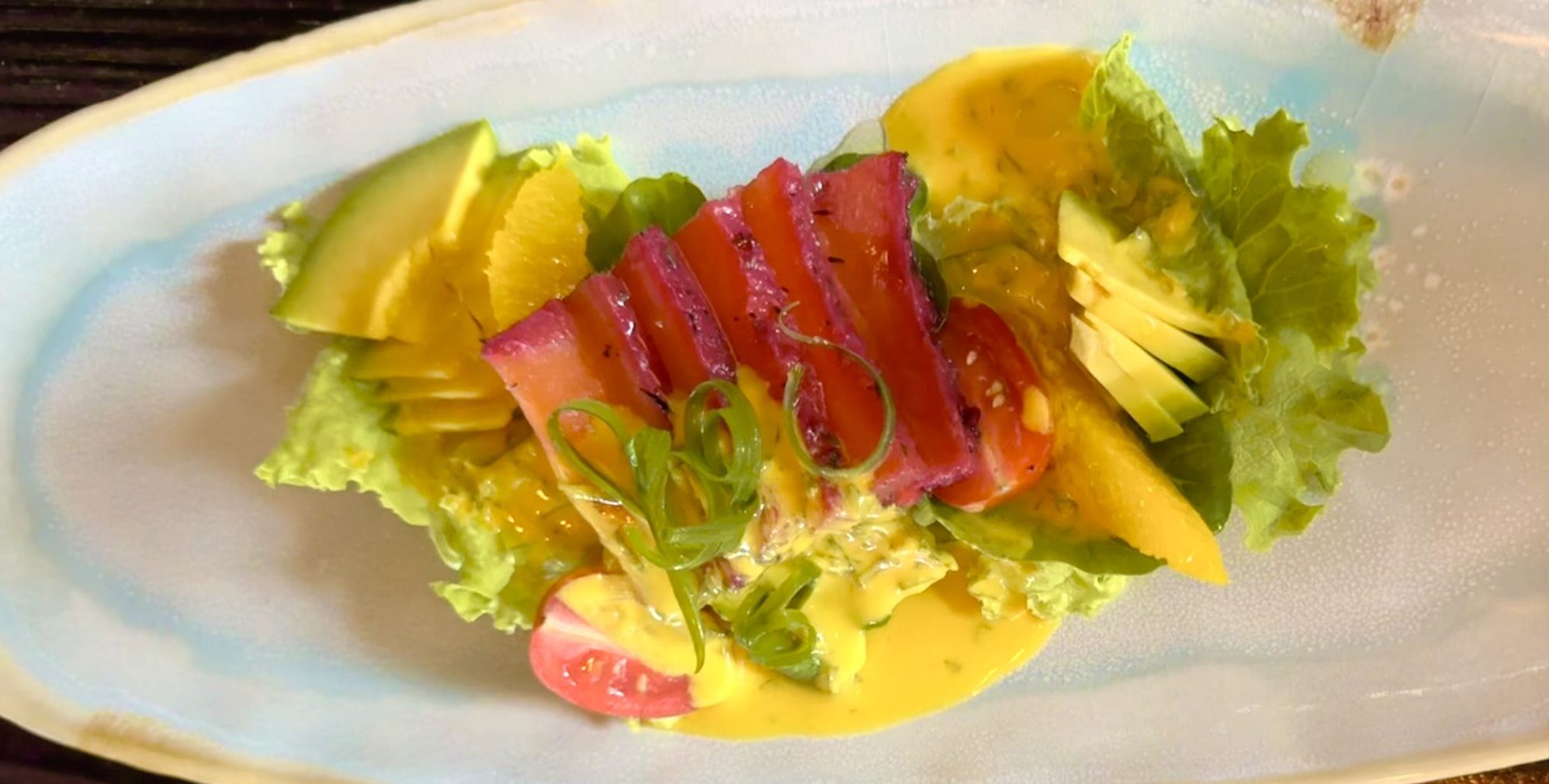 Salade de Tatakis de Saumon Gravlax