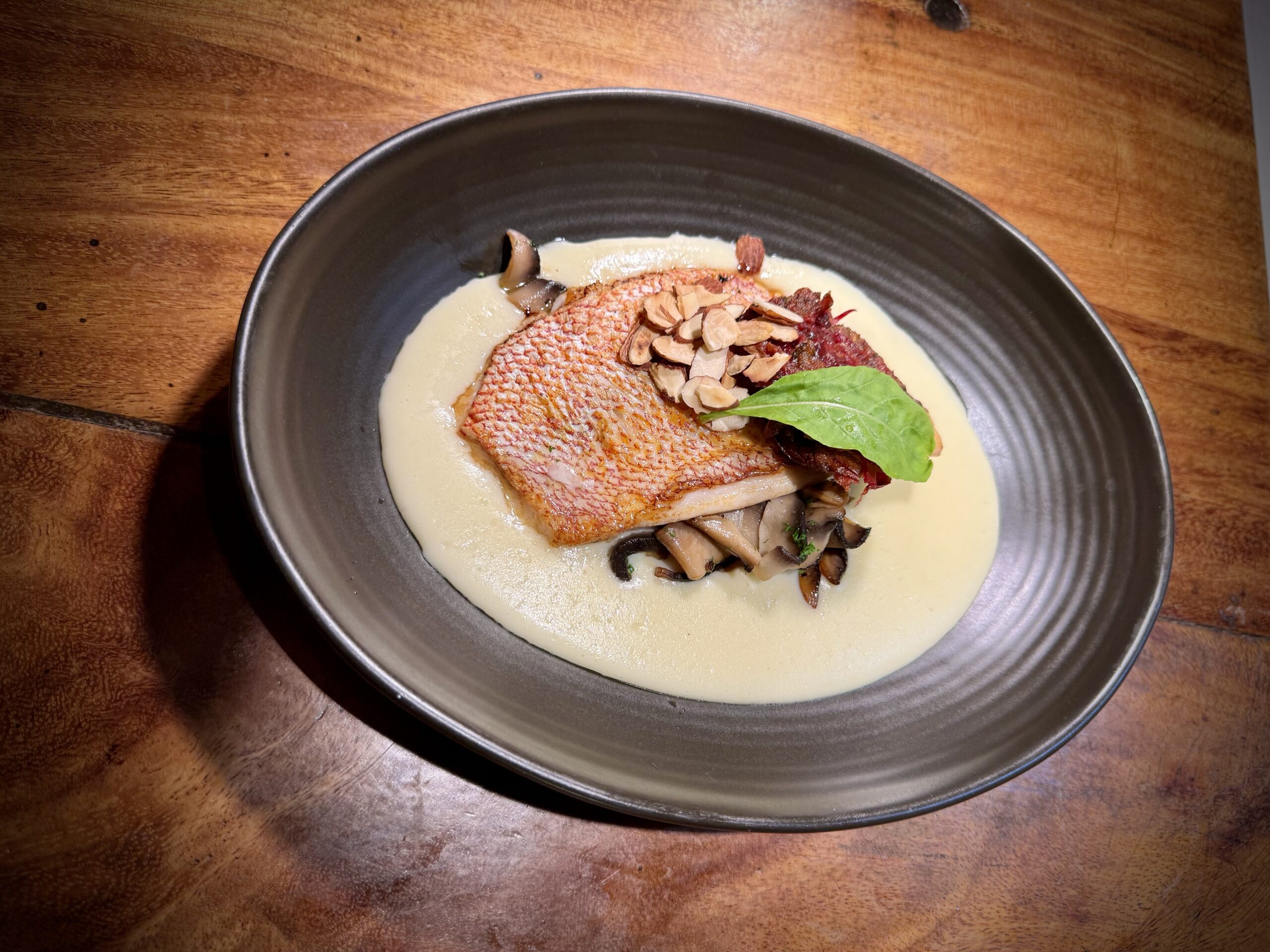 Filet de Chillo, Mousseline et Cèpes Porto Vehlo